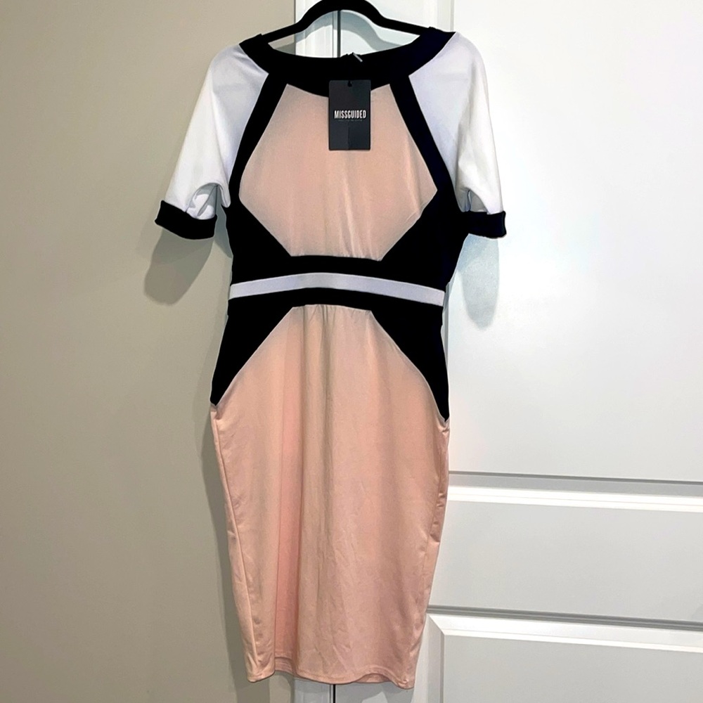 Nude/Blk/Wht Color Block Sheath Dress, US 10